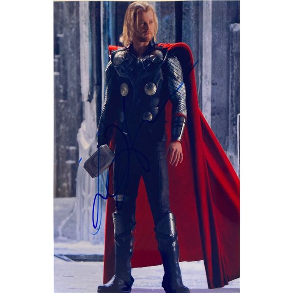 Autograph Signed Chris Hemsworth Photo