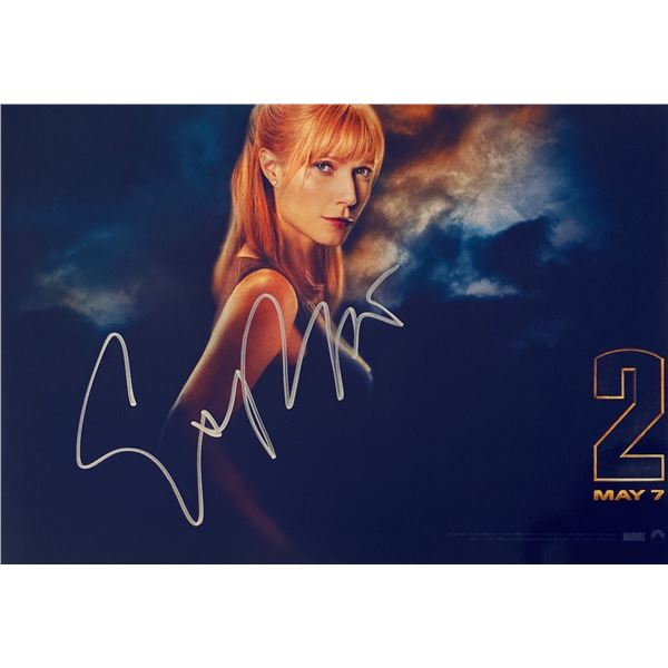 Autograph Signed Gwyneth Paltrow Photo