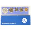Image 2 : 1967 US SPECIAL MINT SET WITH BOX