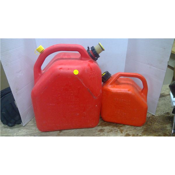 5 gal & 5L gas can