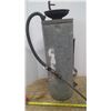 Image 1 : 1 vintage sprayer c/w wand and straps 25" tall