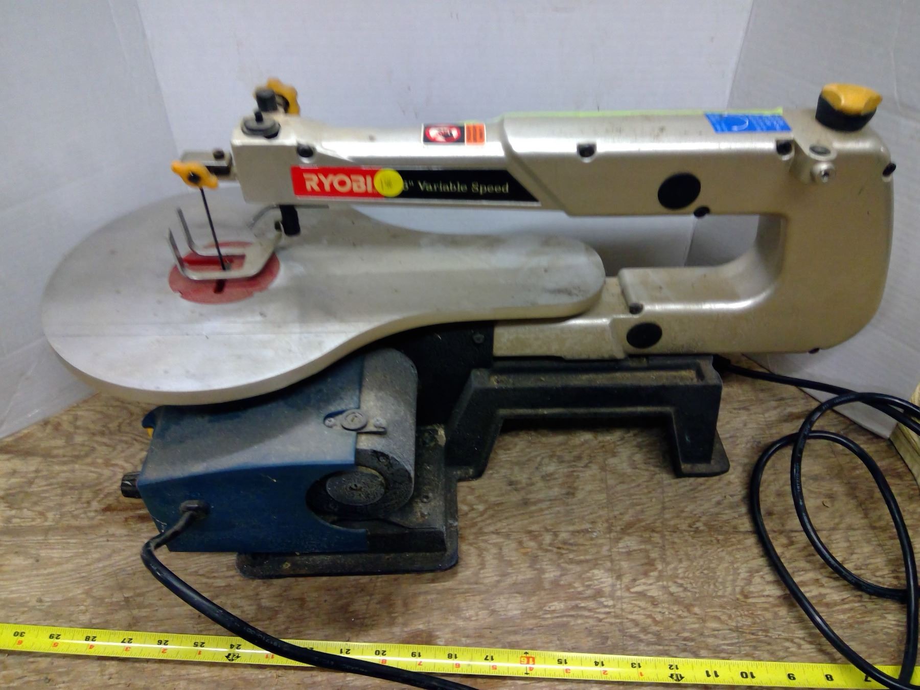 Ryobi 16" Variable Speed Scroll Saw