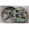 Image 1 : Vintage Gear + Wheel