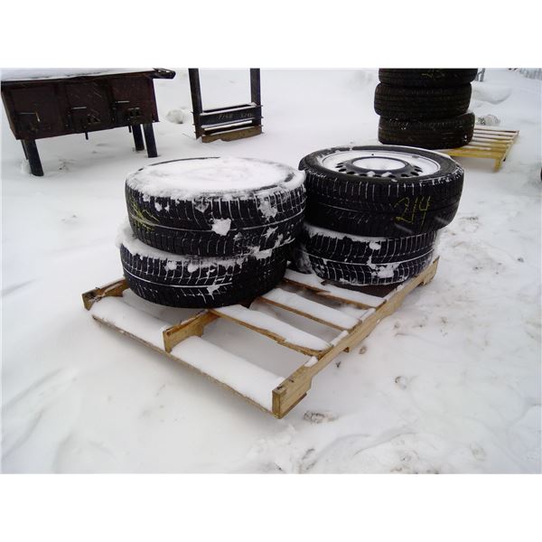 4 Tires and Steel Rims 225/55R17