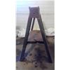 Image 2 : Folding 28" saw horse