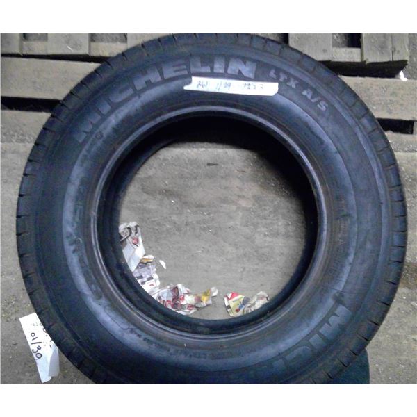1- Michelin LTX A/S LT245 70R17