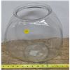 Image 1 : Glass fish bowl