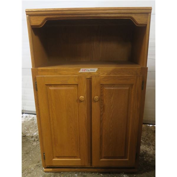 Wooden Cupboard/Shelf Unit (30" x 18" x 4')