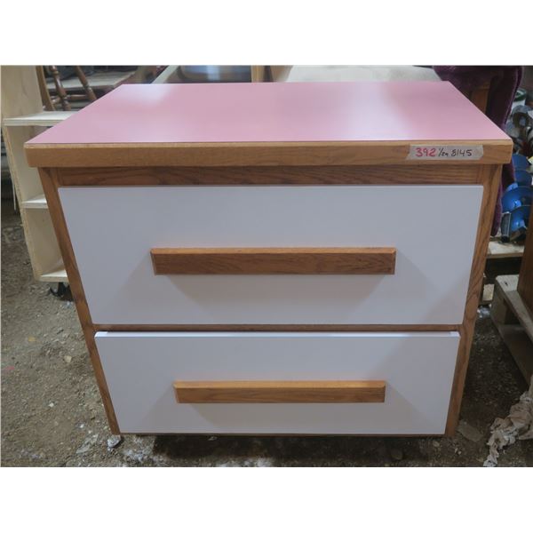 2 Drawer Dresser (30.5" x 20" x 29.5")