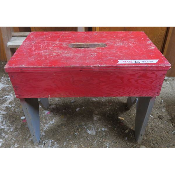 Stool ( 20.5" x 13" x 17"H)