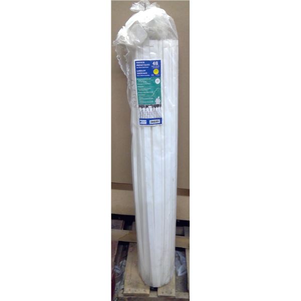 Bag of white vertical privacy slats