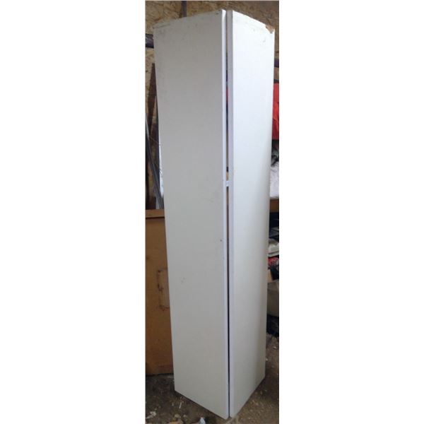 2-24"x78 1/2"flat bifold (no hardware), 1- 30"x 78 1/2" flat bifold (no hardware), 1- 24"x80" slab d