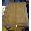 Image 3 : 1-Rectangular end table 25"x18"x21" tall with drawer
