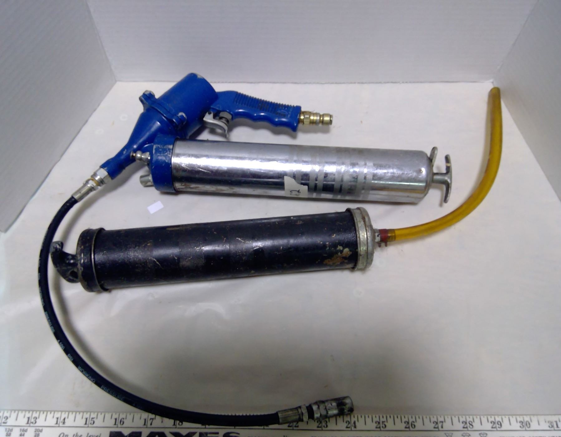 Air Powered Grease Gun & Oil Suction Tool Schmalz Auctions