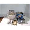 Image 1 : Lot of Electrical - Covers, Boxes, Receptacles