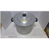 Image 1 : Large cook pot 11"