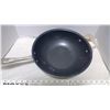 Image 11 : Misc. bowls, lids, kitchen stuff
