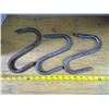 Image 2 : 3 Meat Hooks, 6 Vintage Tins