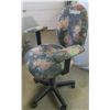 Image 2 : Flower Patterned Office Chair