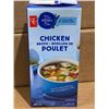 Image 1 : LOONIE LIQUIDATION - Blue Menu Chicken broth 900ml carton