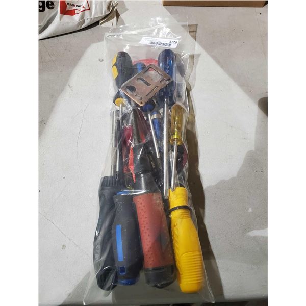 Assorted Small Hand Tools & Pocket Knives