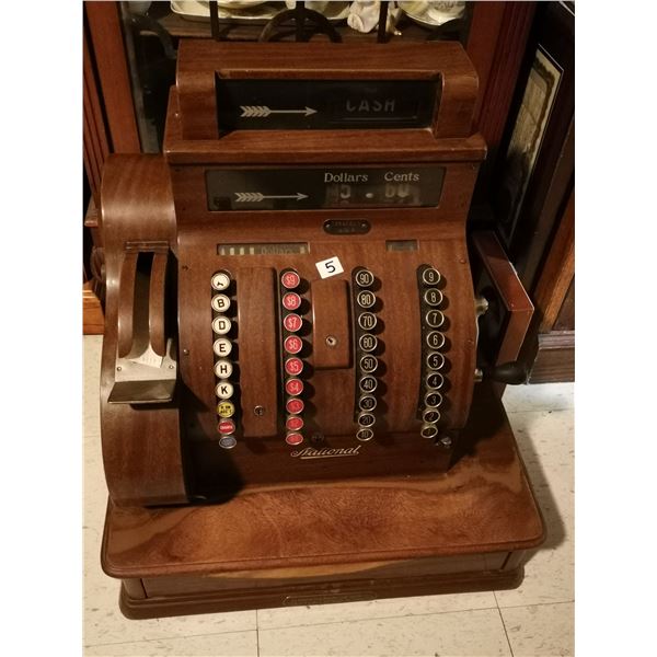 Working antique cash register, very heavy