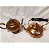 Image 4 : Two vintage copper teapots