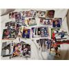 Image 1 : Lot of good hockey cards, all in plastic sleeves