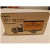 Image 4 : 1926 Mack Bulldog Delivery Truck Coin bank 1:38 Scale