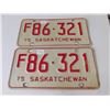Image 1 : PAIR 1975 FARM PLATES