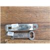 Image 1 : VINTAGE BIG CHIEF & CANADA DRY BOTTLE OPENERS