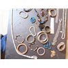 Image 3 : LOT 620 COSTUME JEWELRY LOT VARIOUS BRACELETS AND NECKLACES