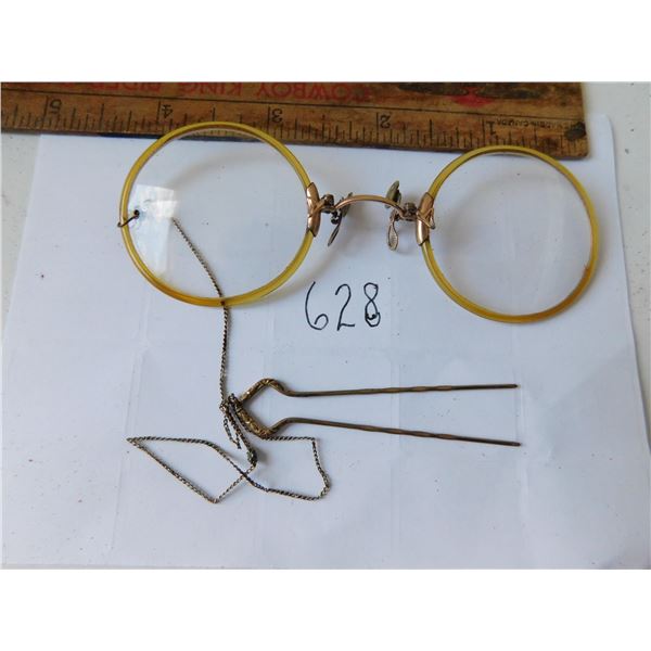 LOT 628 VINTAGE BAKELITE & GOLDFILLED SPECTACLE