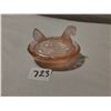 Image 1 : Miniature Peachy Glass Hen on Nest, 2.5in.
