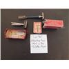 Image 2 : LOT 965 2 VALET AUTO STROP RAZORS & GILLETTE RAZOR