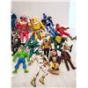 Image 4 : Lot of Figurine Toys