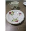 Image 5 : 5 Tea Cups w/ Matching Saucers