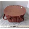 Image 1 : Basket with Malmac Dishes