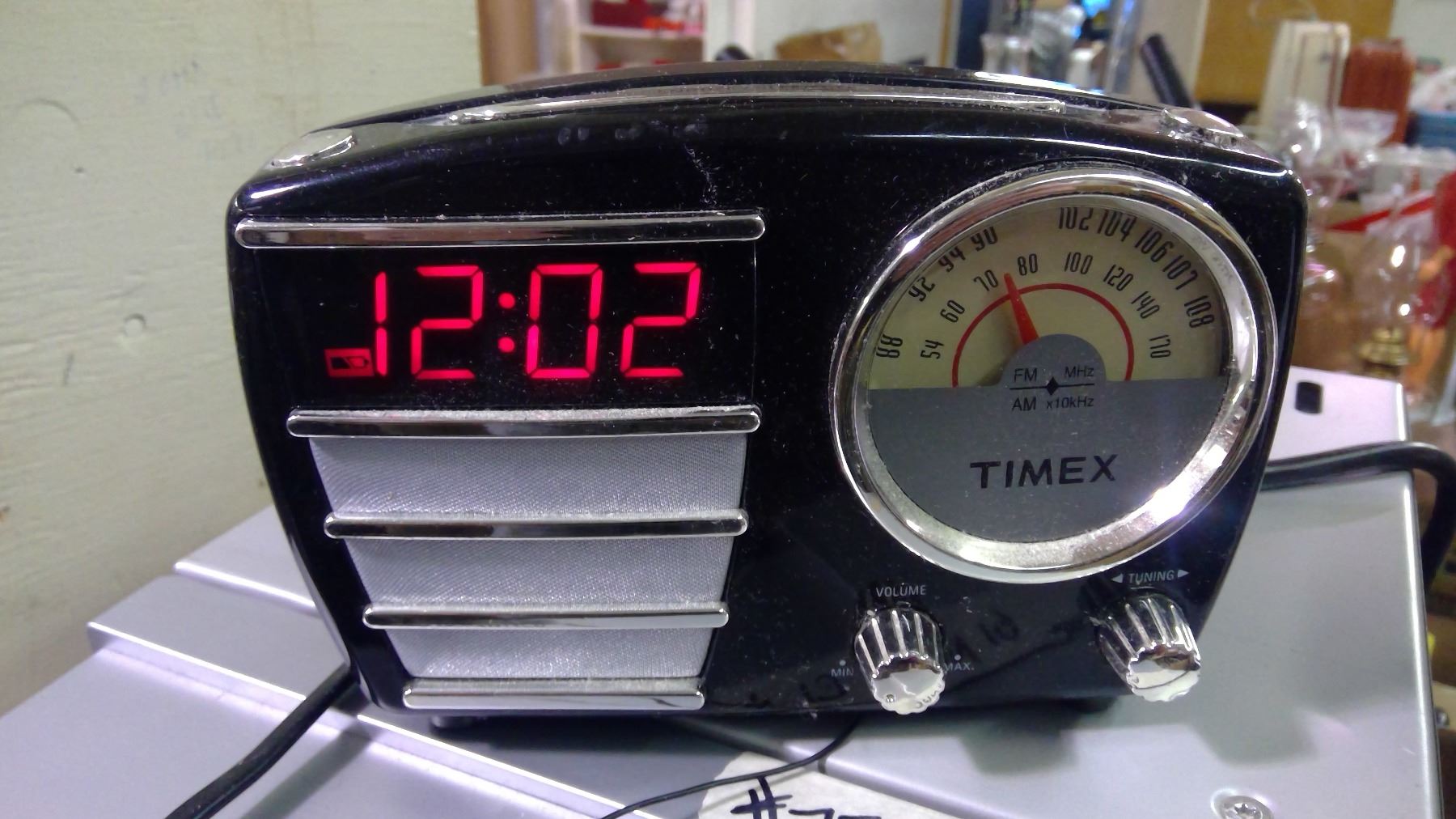 Vintage Timex clock radio working Schmalz Auctions