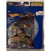 Image 1 : COLLECTOR HOT WHEELS MOUISE PAD, CD ROM WITH PC GAMES AND ARCHIVE OF 2001-2002 HOT WHEELS/EXCLUSIVE 