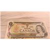 Image 4 : (2) 1973 Canadian 1 Dollar Bills