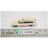 Image 1 : Dinky Toys Superior Criterion Ambulance - 5" long