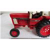 Image 2 : ERTL 1086 IH Die cast Tractor - 9.05" long - missing muffler