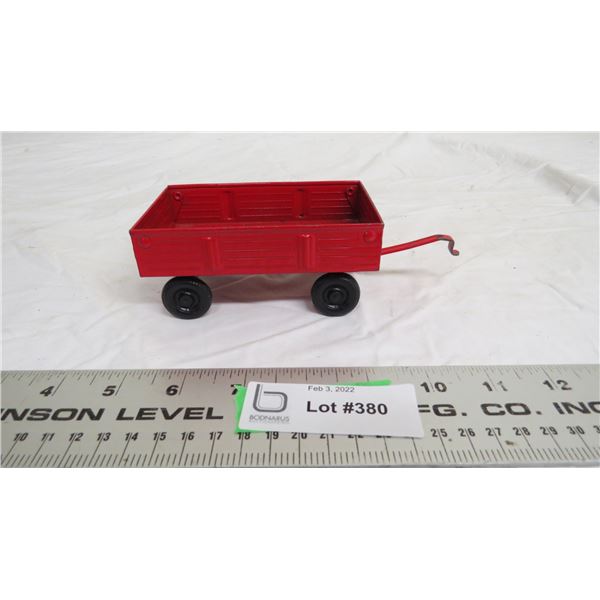 ERTL metal toy wagon - total length 6.5"