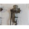 Image 8 : (4) vintage meat grinders, Climax, Bolinders, Spong, national