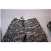 Image 5 : Army Pants Size S, Black Boots Size 7.5