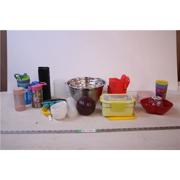 Mixing Bowls,Water Bottles,Misc Kitchen Items