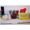 Image 5 : Mixing Bowls,Water Bottles,Misc Kitchen Items
