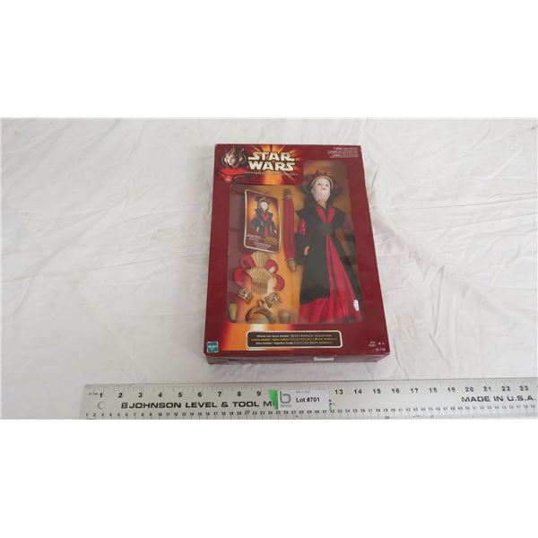 Star Wars episode 1 queen amidala figure (NIB) 1998 Hasbro