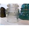 Image 2 : (14) glass insulators